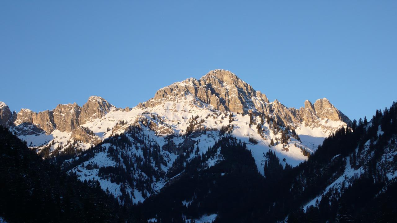 Haus Diana Hotell Reutte Exteriör bild