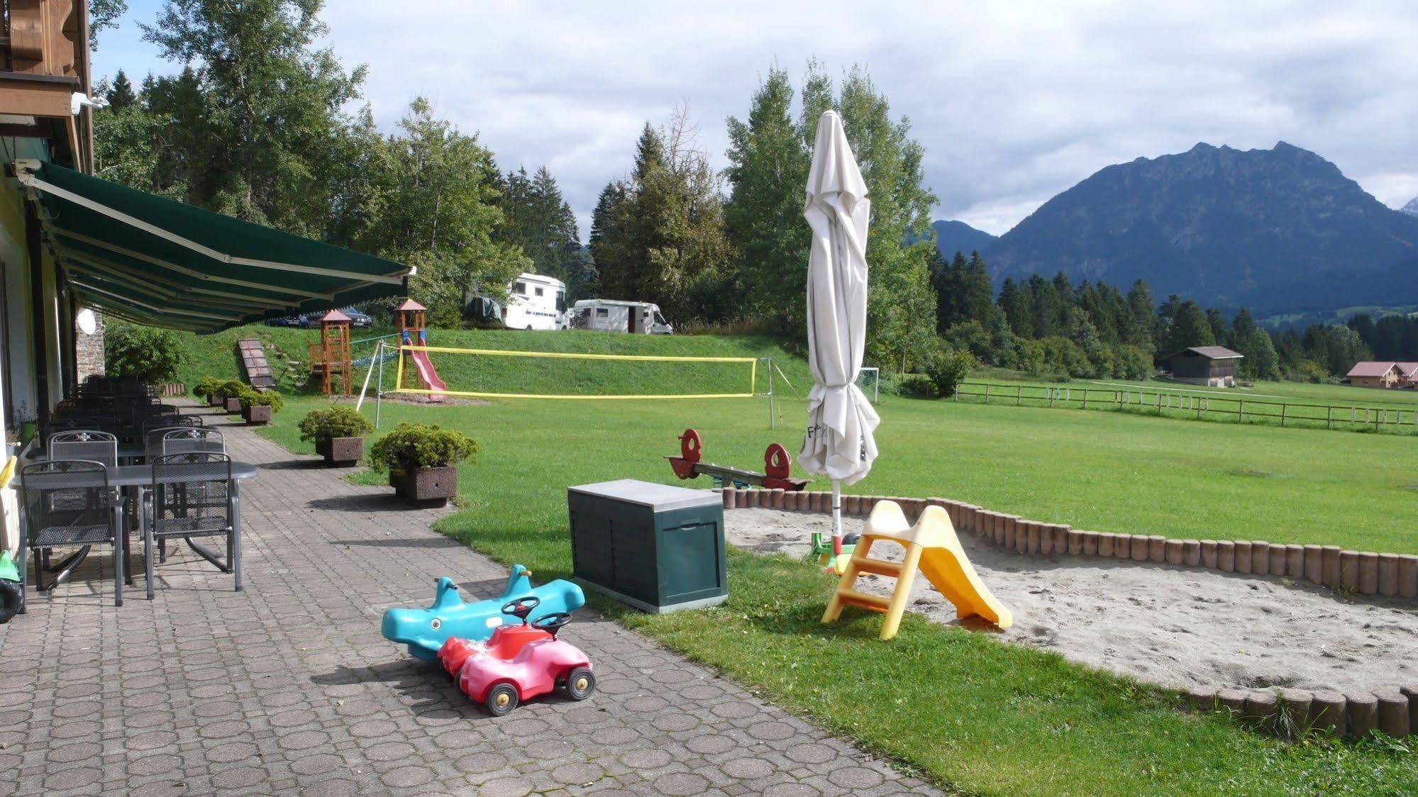 Haus Diana Hotell Reutte Exteriör bild